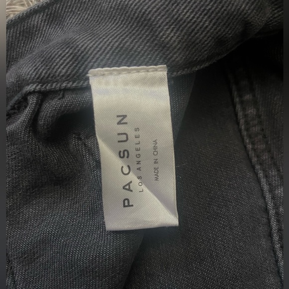 pacsun black cargos, size 26, high rise - Picture 4 of 5